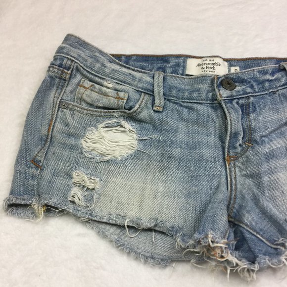 Abercrombie & Fitch Shortie Shorts Flap Pockets - Picture 6 of 7